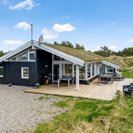 Holiday home Annlisa