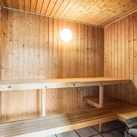 Annlisa - 1km From The Sea By Interhome *